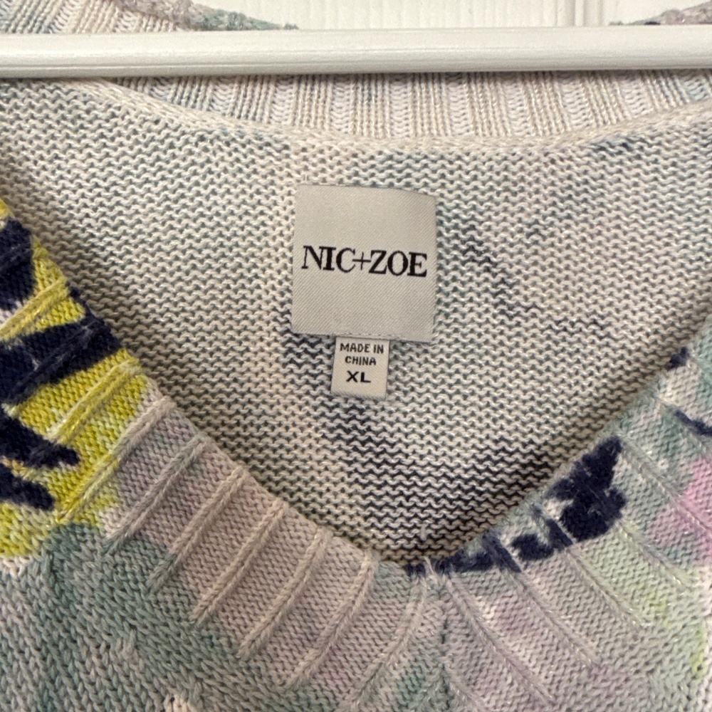 NIC+ZOE Pastel Floral V-Neck Sweater in Aqua, Yellow, Navy - Picture 3 of 5